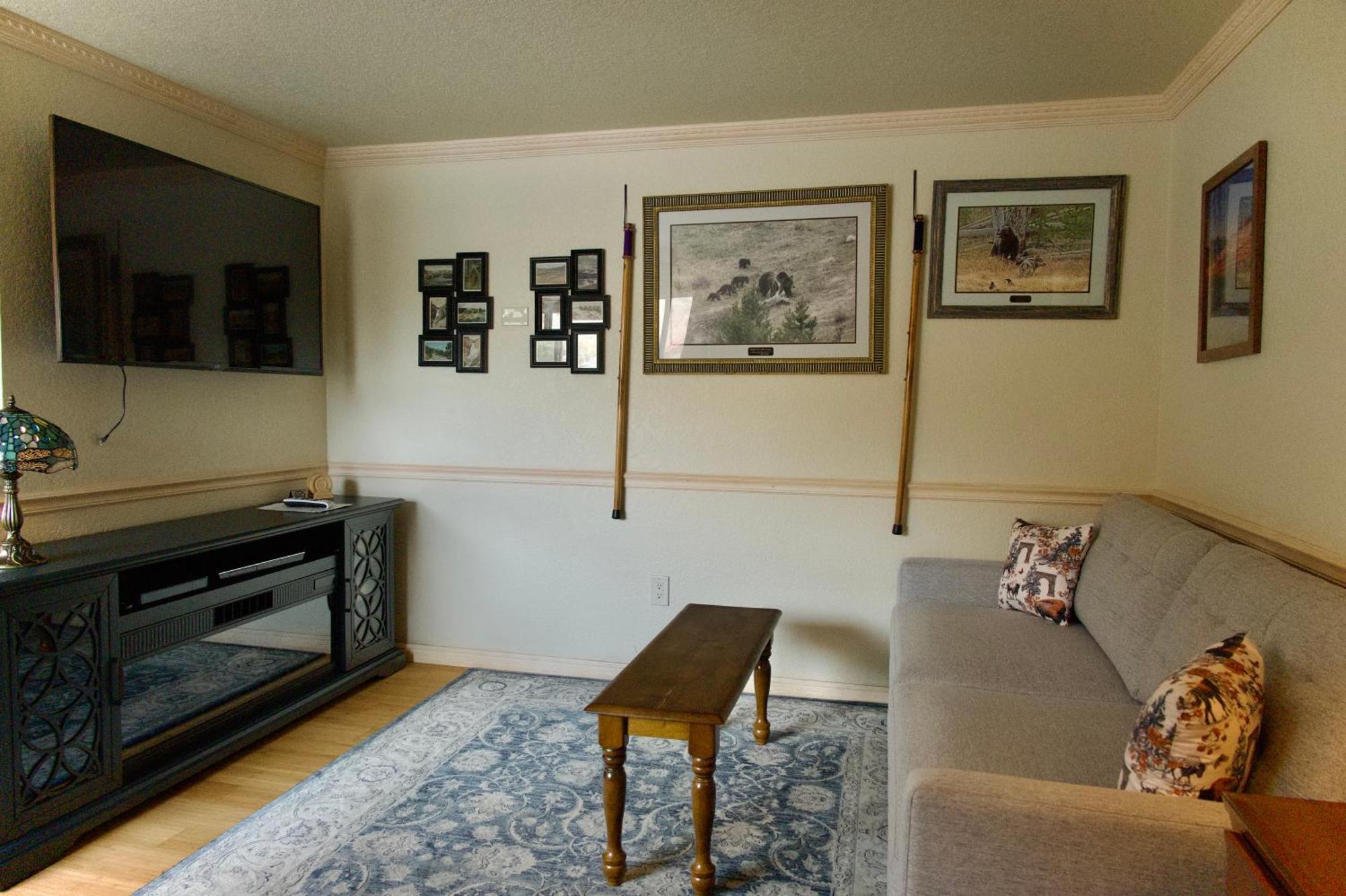 Yellowstone Gateway Inn Gardiner Exterior foto